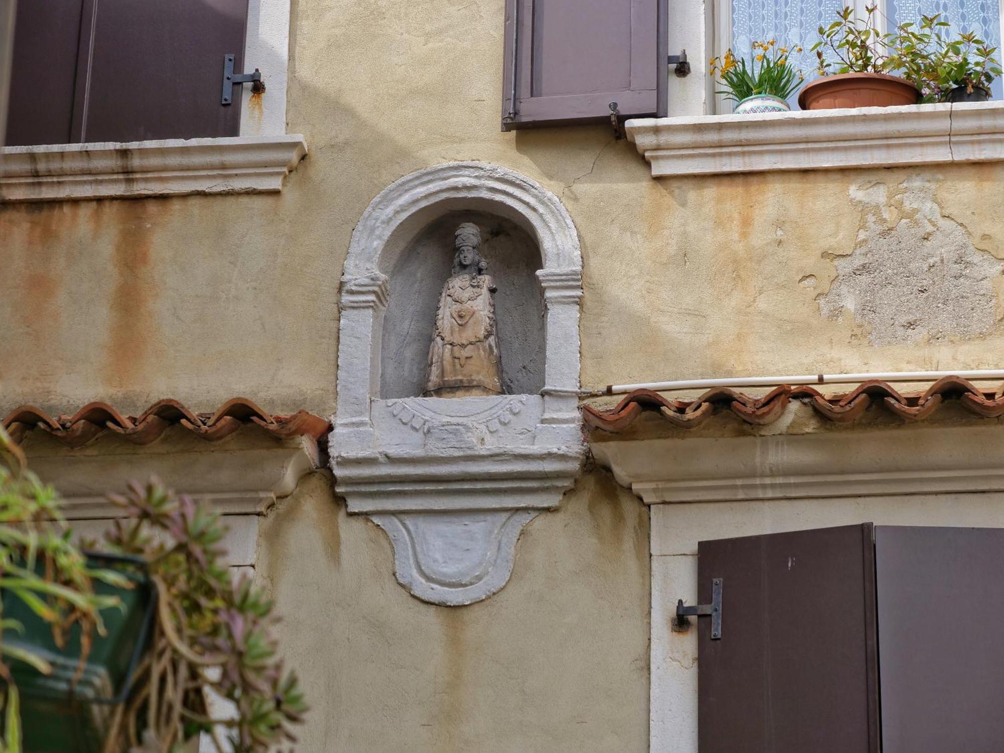Casa Vianella - Romantico Monolocale Per Vivere Come Una Volta Grado Bagian luar foto
